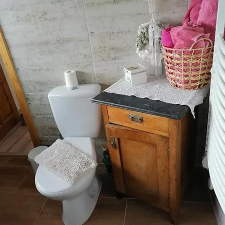 Mives Vendeghaz 3* Pogány