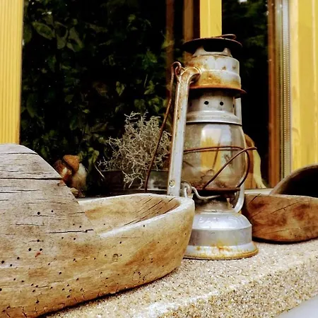 Mives Vendeghaz ゲストハウス 3*