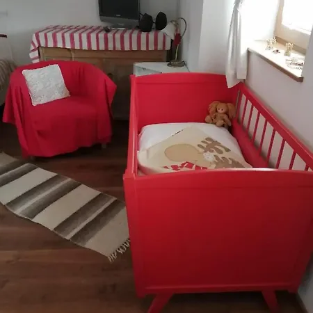 ゲストハウス Mives Vendeghaz 3*