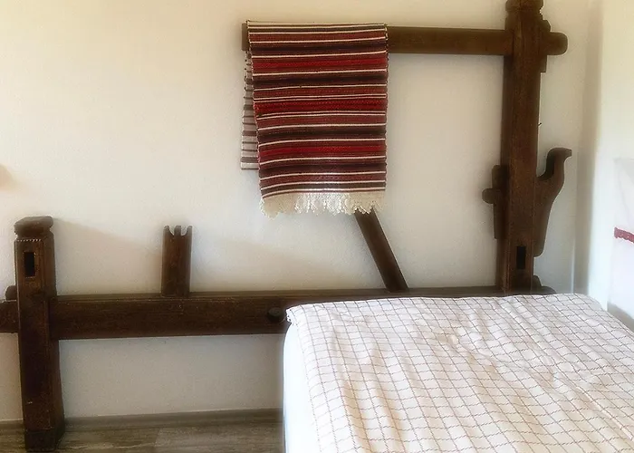 Mives Vendeghaz Pogány